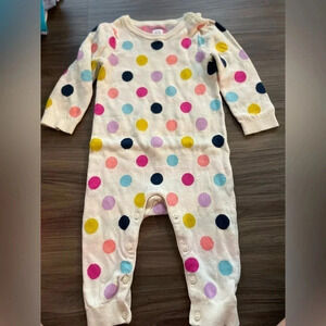 Gap baby long sleeve fleece polka dot footsie sleeper size 6-12 months